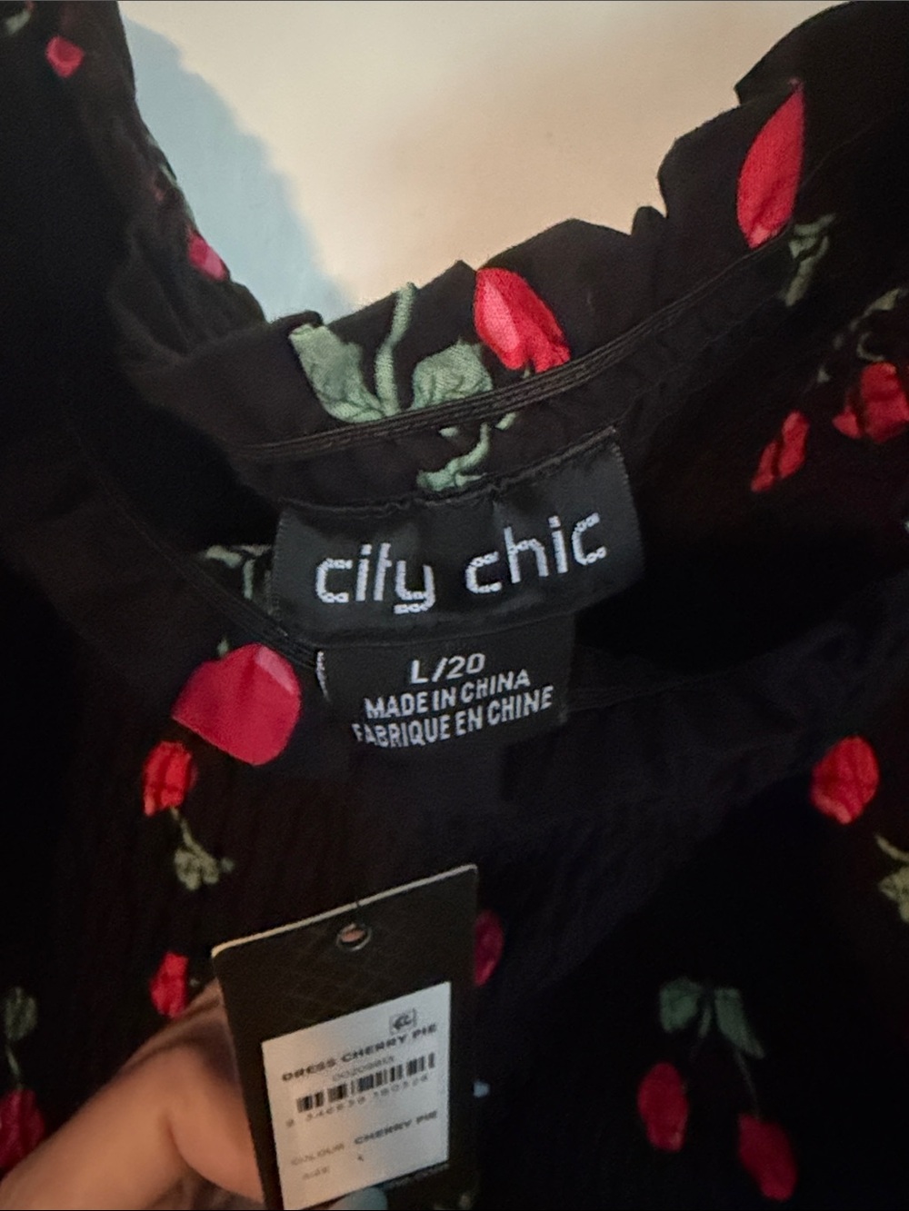 City Chic Black Cherry Print Off-Shoulder Dress size 20 - Picture 3 of 6